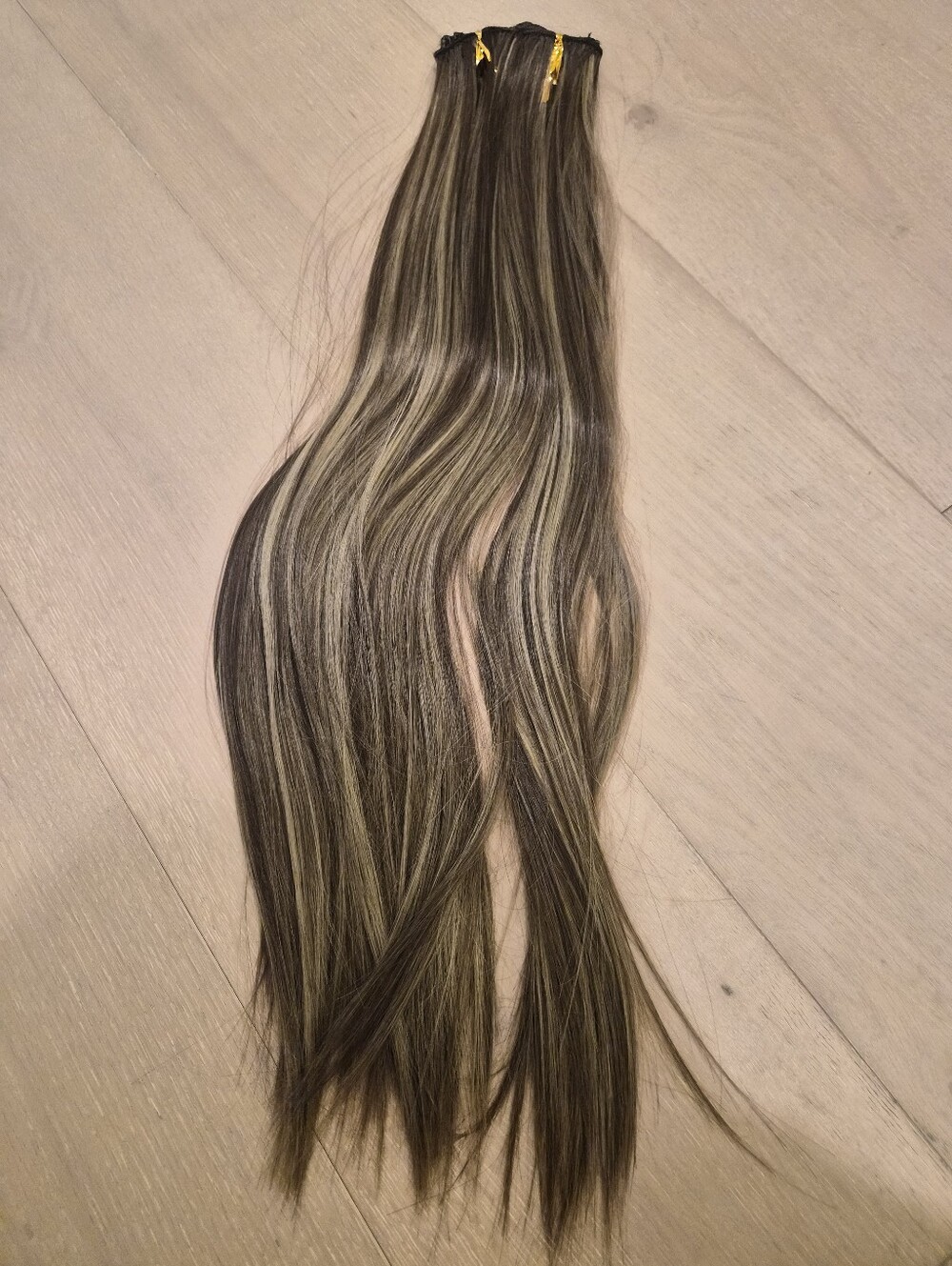 22 inch extensions- 6 pieces
